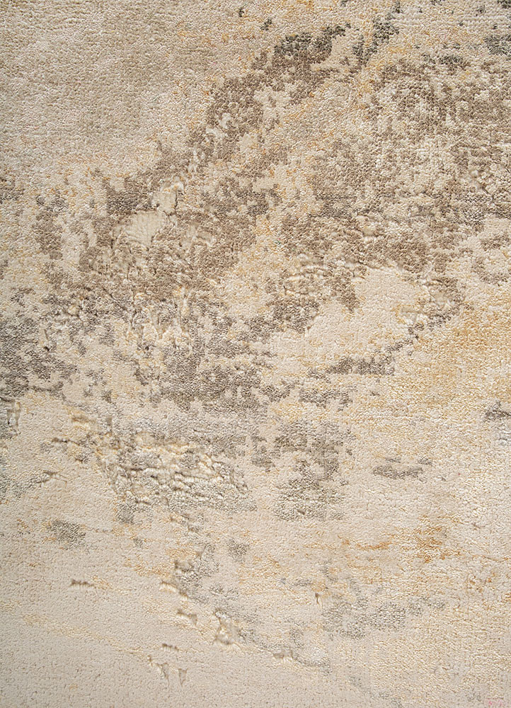 entropy ivory wool and silk hand knotted Rug - CloseUp entropy ivory wool and silk hand knotted Rug - CloseUp