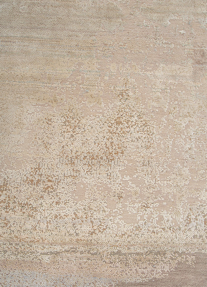 entropy ivory wool and silk hand knotted Rug - CloseUp entropy ivory wool and silk hand knotted Rug - CloseUp