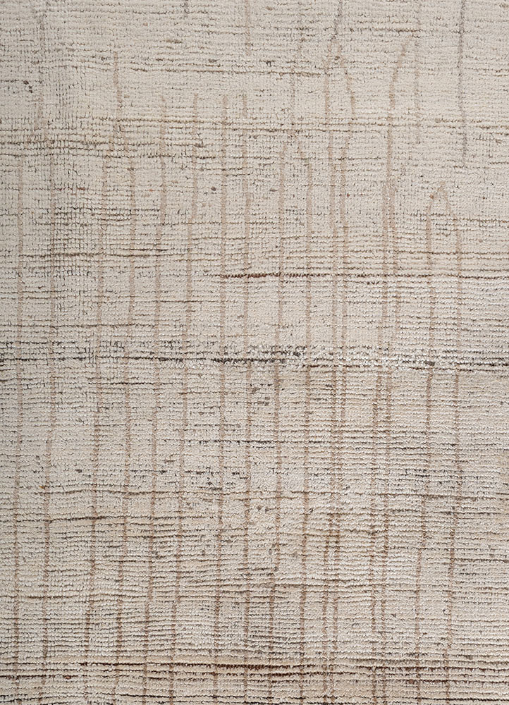 manifest ivory wool and silk hand knotted Rug - CloseUp