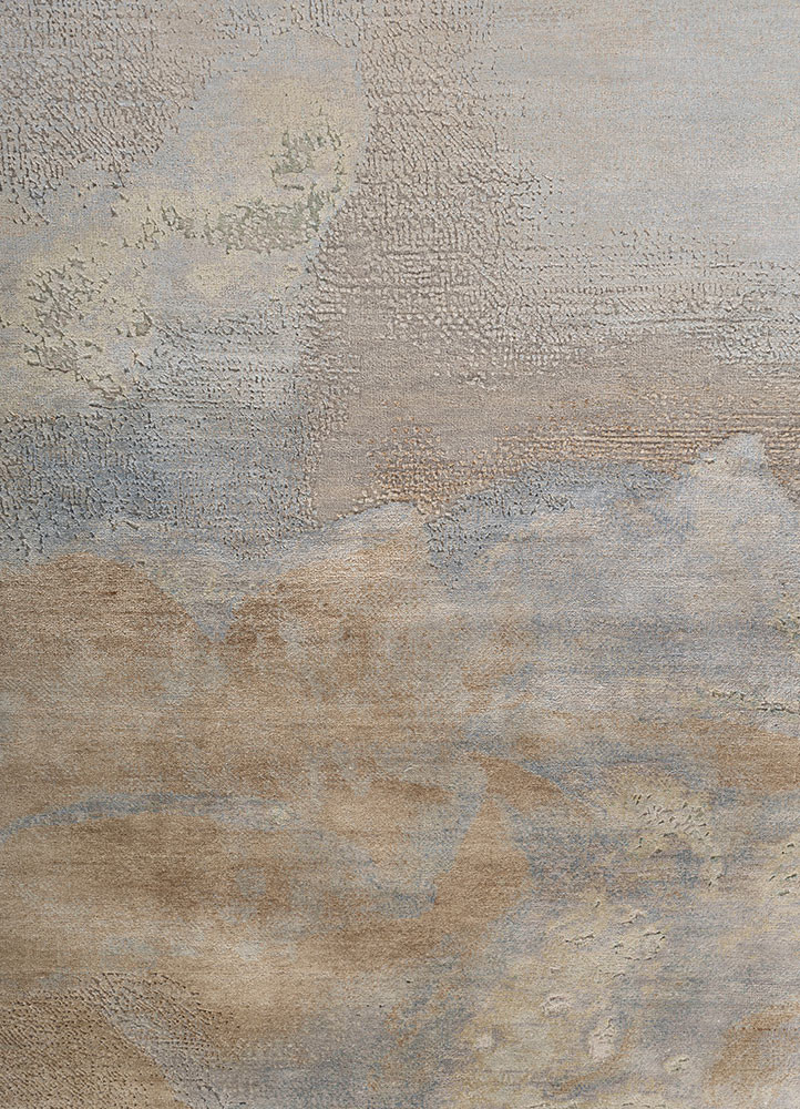 aprezo ivory wool and silk hand knotted Rug - CloseUp aprezo ivory wool and silk hand knotted Rug - CloseUp
