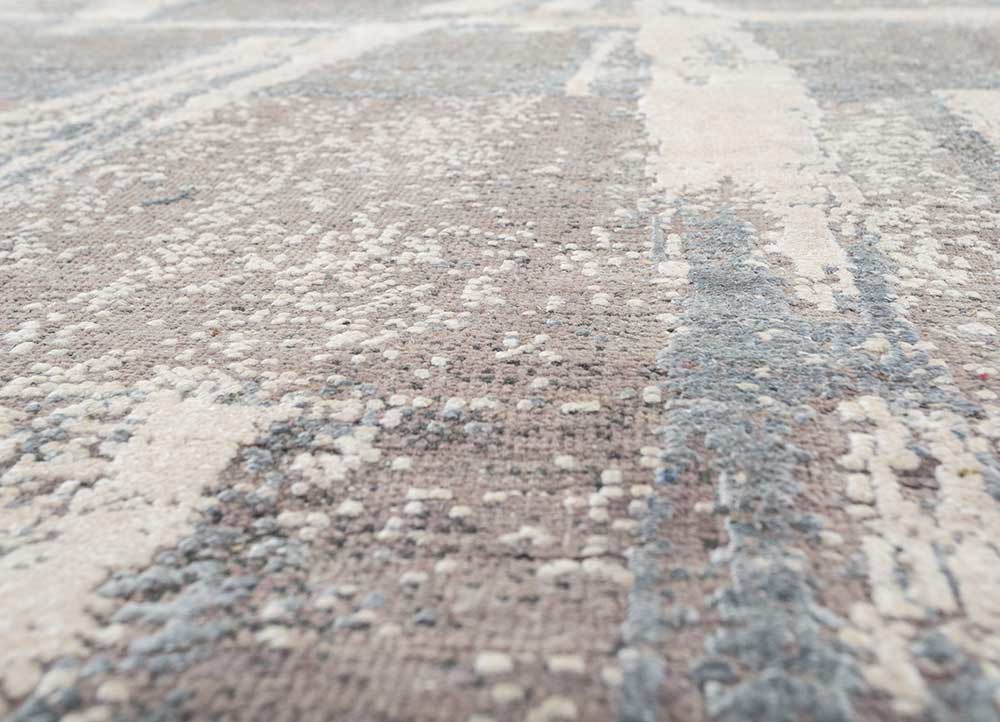 entropy ivory wool and silk hand knotted Rug - CloseUp entropy ivory wool and silk hand knotted Rug - CloseUp