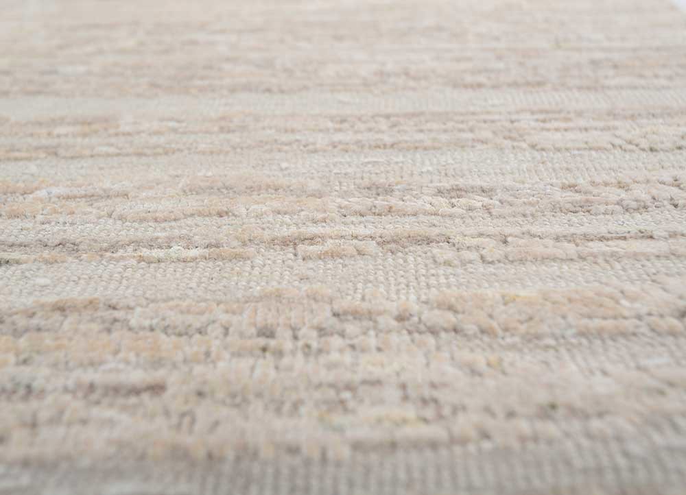 manifest ivory wool and silk hand knotted Rug - CloseUp manifest ivory wool and silk hand knotted Rug - CloseUp