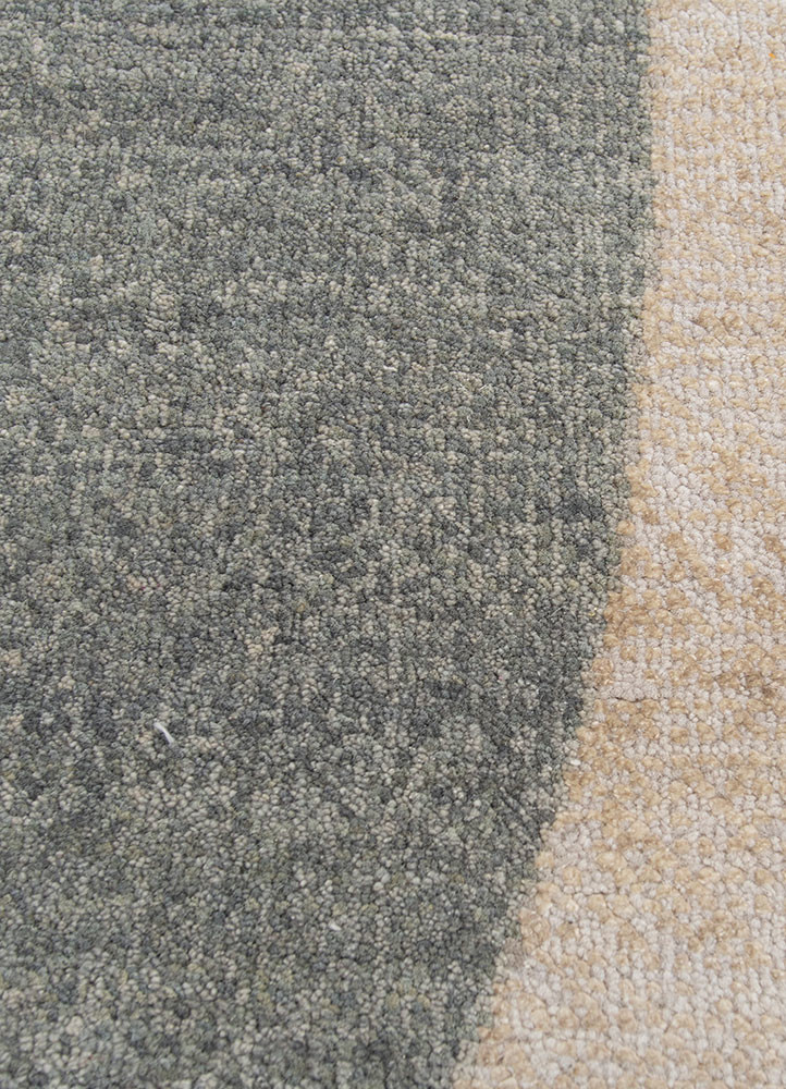 entropy ivory wool and silk hand knotted Rug - CloseUp entropy ivory wool and silk hand knotted Rug - CloseUp