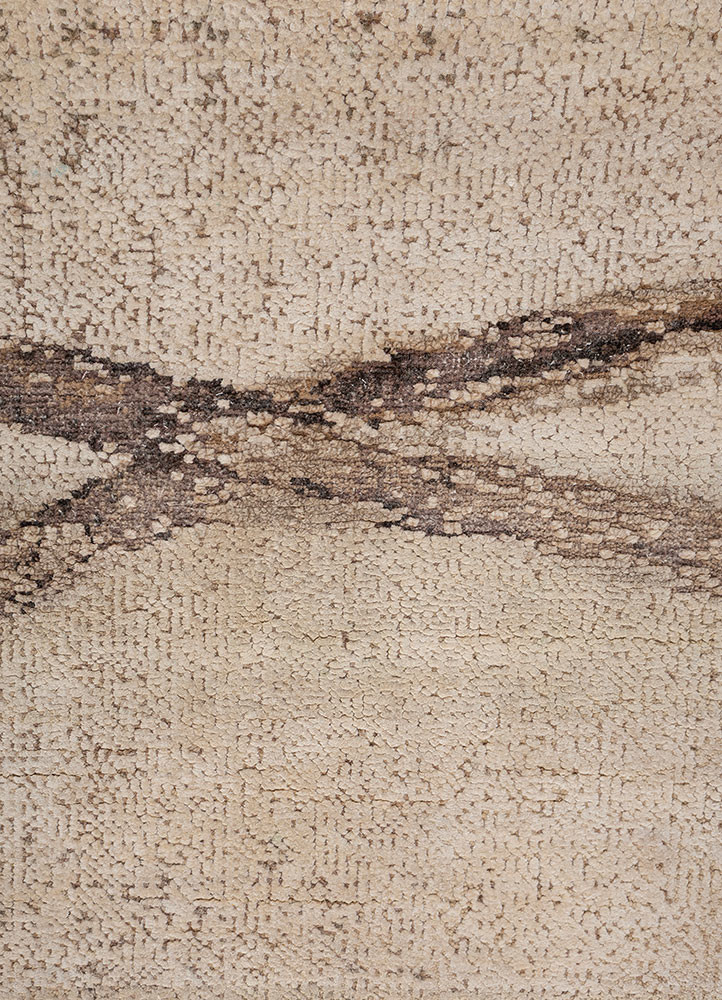 entropy ivory wool and silk hand knotted Rug - CloseUp