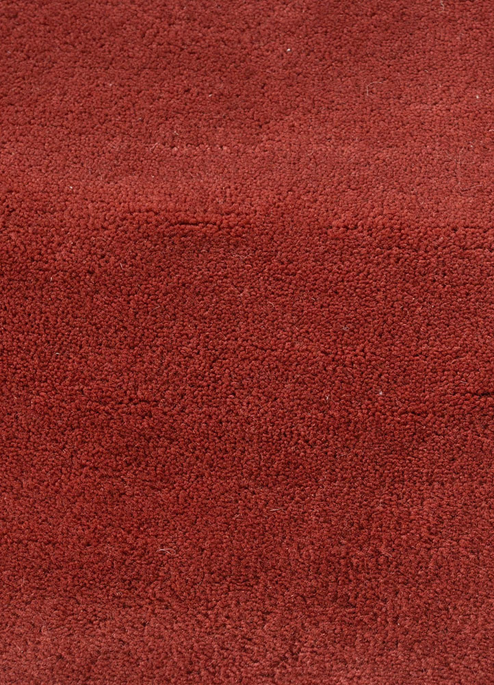 days red and orange wool and silk hand knotted Rug - CloseUp