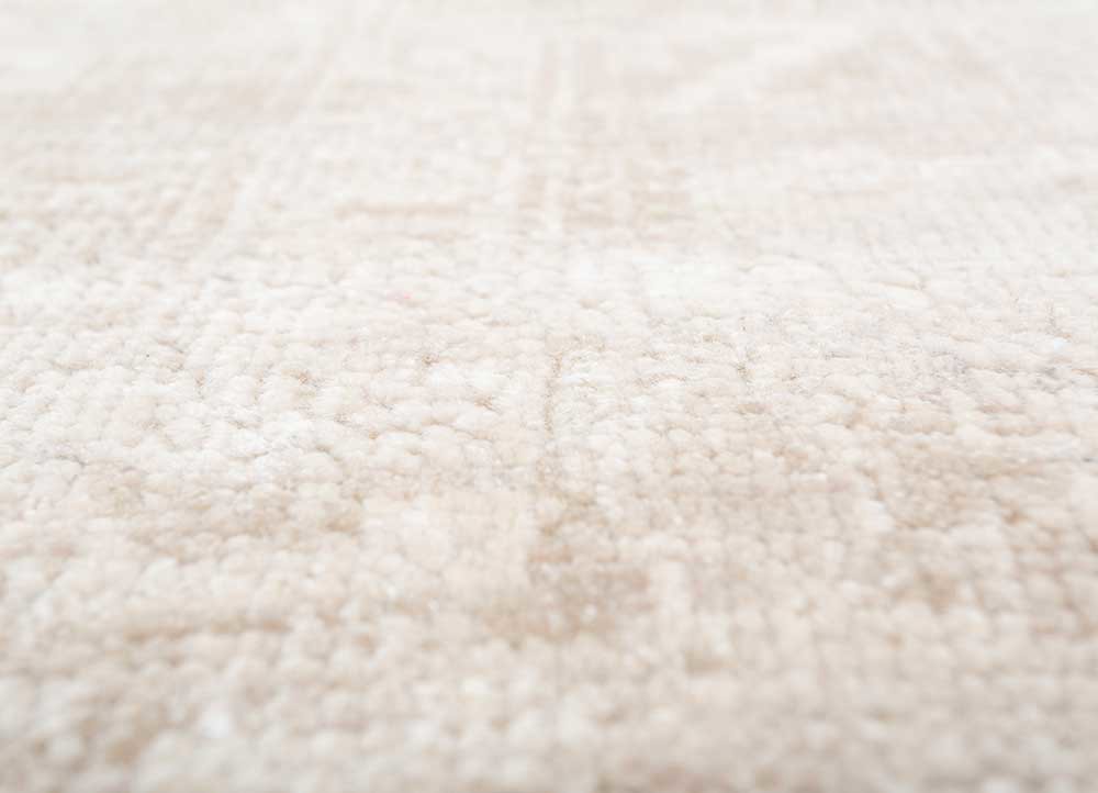 viscaya ivory wool hand knotted Rug - CloseUp