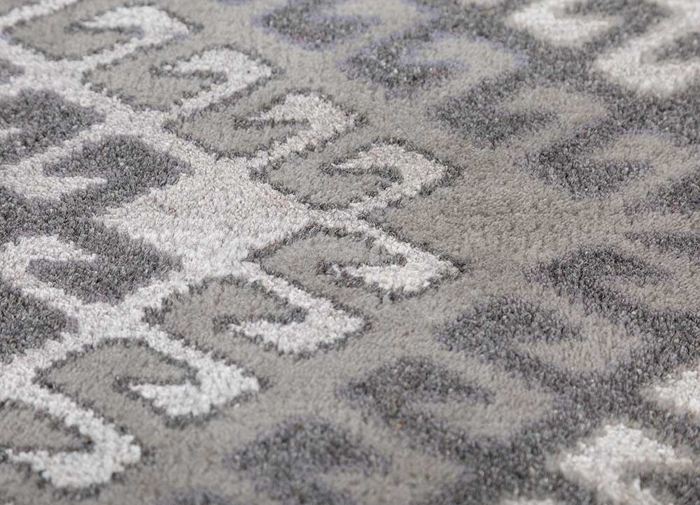 savana grey and black wool and viscose hand knotted Rug - CloseUp savana grey and black wool and viscose hand knotted Rug - CloseUp