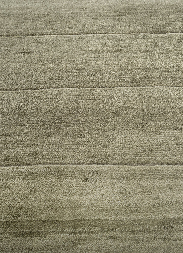 aprezo green wool hand knotted Rug - CloseUp aprezo green wool hand knotted Rug - CloseUp