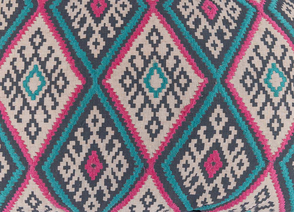 cushion ivory cotton  Home Textile - CloseUp