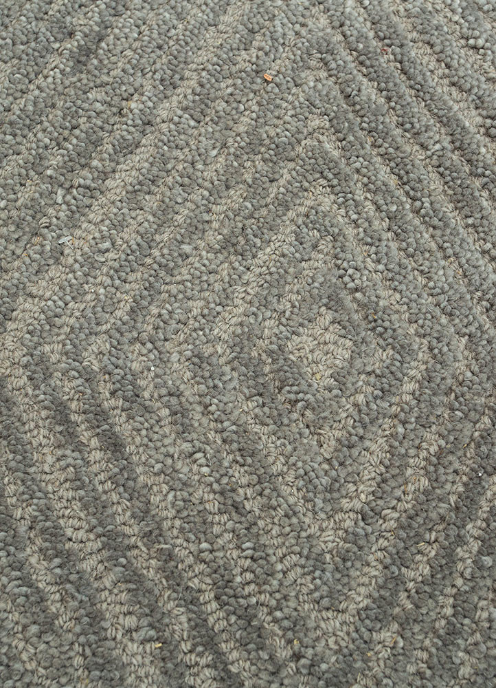 pathways grey and black wool hand tufted Rug - CloseUp pathways grey and black wool hand tufted Rug - CloseUp