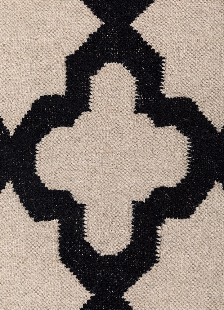 indusbar ivory wool flat weaves Rug - CloseUp