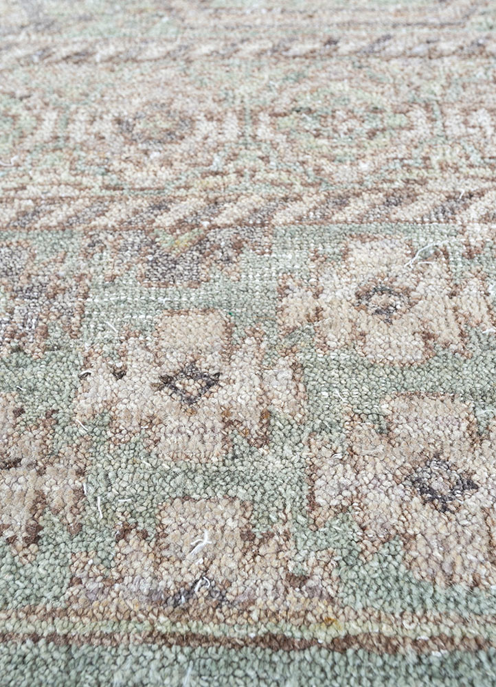 viscaya green afghan wool hand knotted Rug - CloseUp