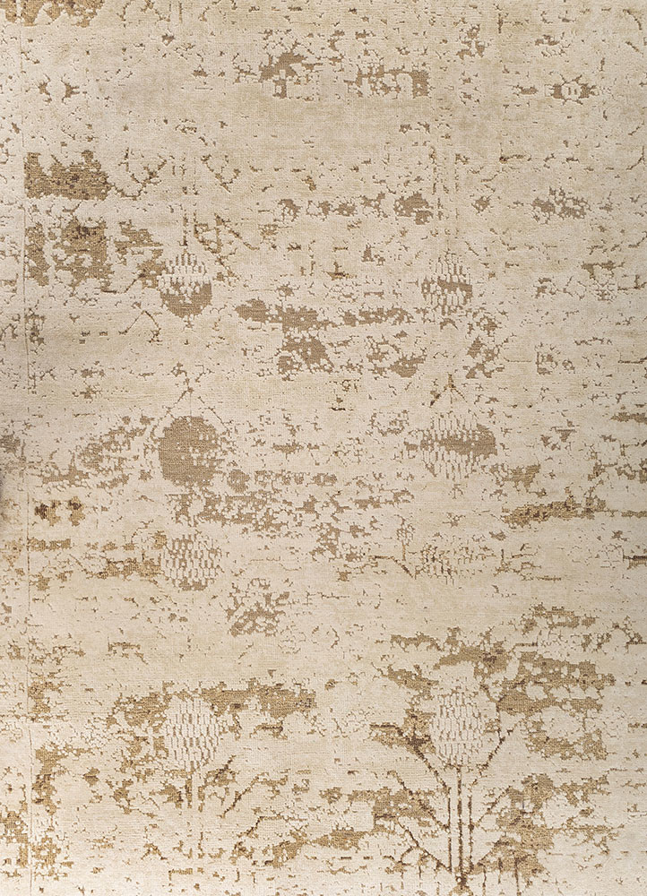 far east ivory wool and silk hand knotted Rug - CloseUp