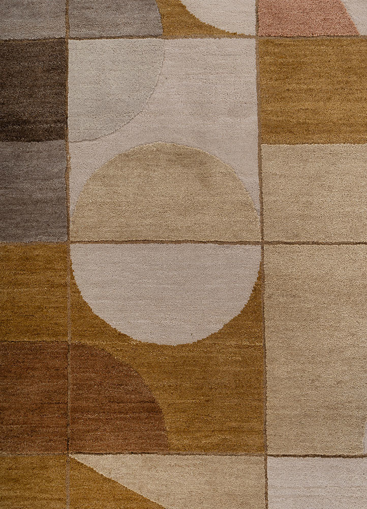 aakar by kavi gold wool and silk hand knotted Rug - CloseUp