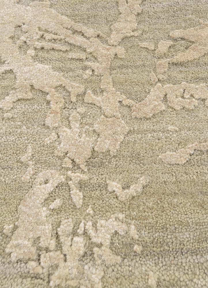 urban pause by kavi green wool and silk hand knotted Rug - CloseUp