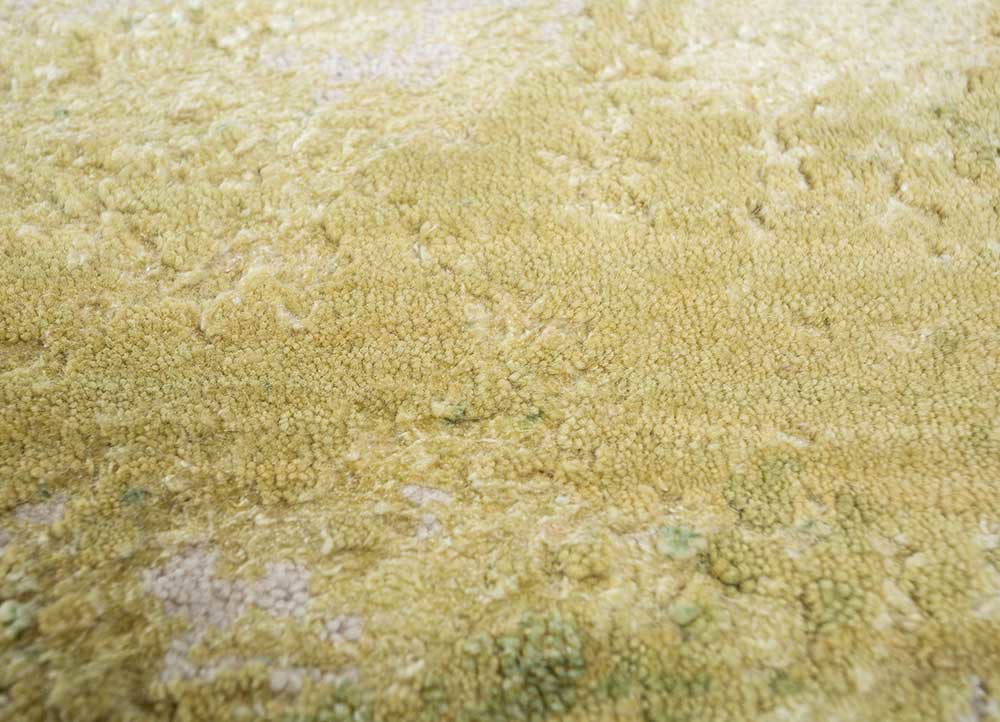 unfold by kavi green wool and silk hand knotted Rug - CloseUp