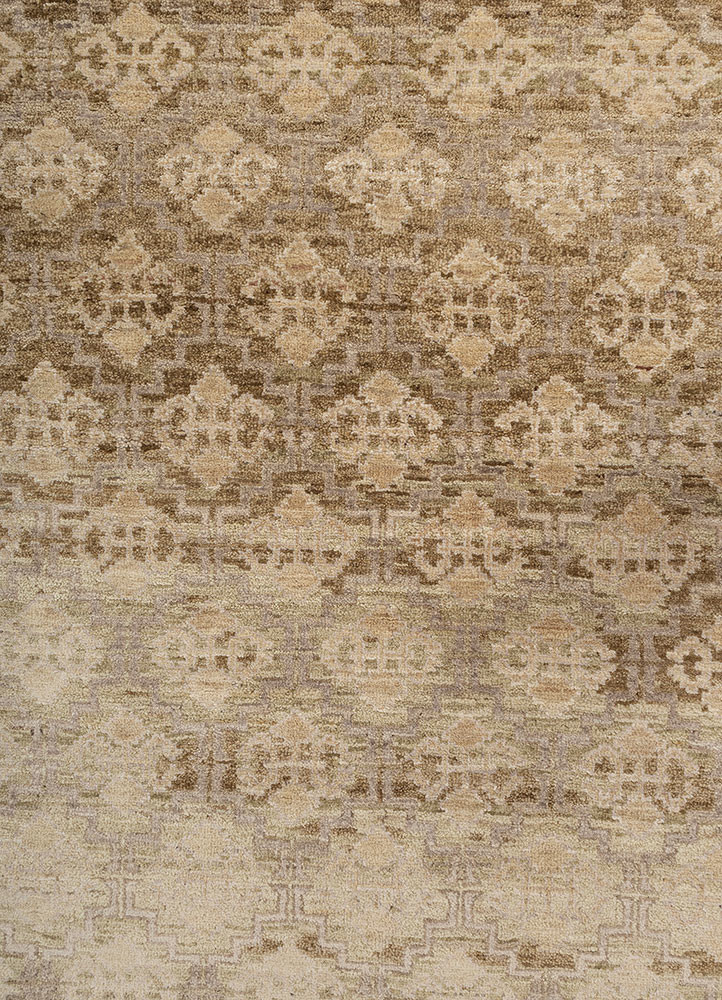 viscaya gold wool hand knotted Rug - CloseUp
