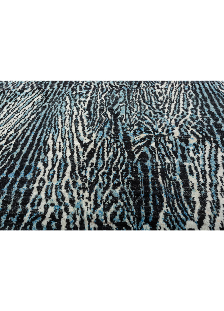 gilded age grey and black afghan wool hand knotted Rug - CloseUp