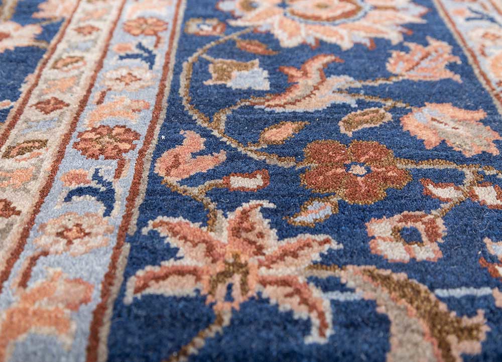 aurora blue wool hand knotted Rug - CloseUp aurora blue wool hand knotted Rug - CloseUp