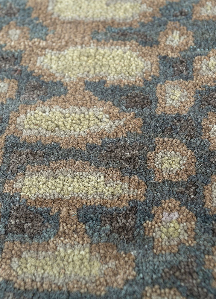 pansy blue wool hand knotted Rug - CloseUp pansy blue wool hand knotted Rug - CloseUp