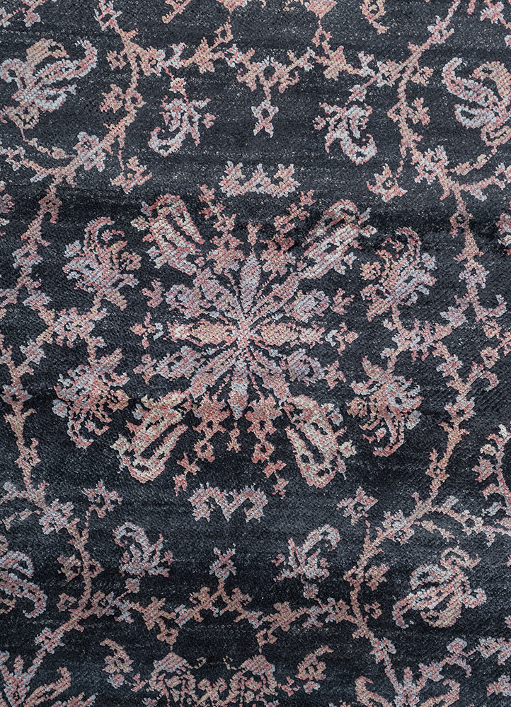 aprezo grey and black wool and silk hand knotted Rug - CloseUp