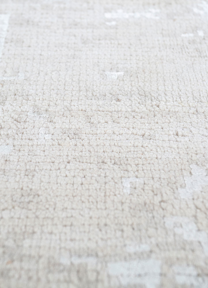 far east ivory wool and bamboo silk hand knotted Rug - CloseUp far east ivory wool and bamboo silk hand knotted Rug - CloseUp