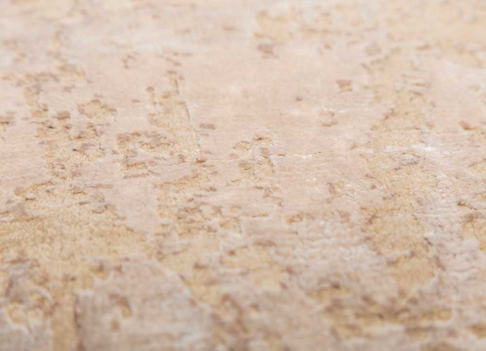 hidden by kavi ivory wool and bamboo silk hand knotted Rug - CloseUp