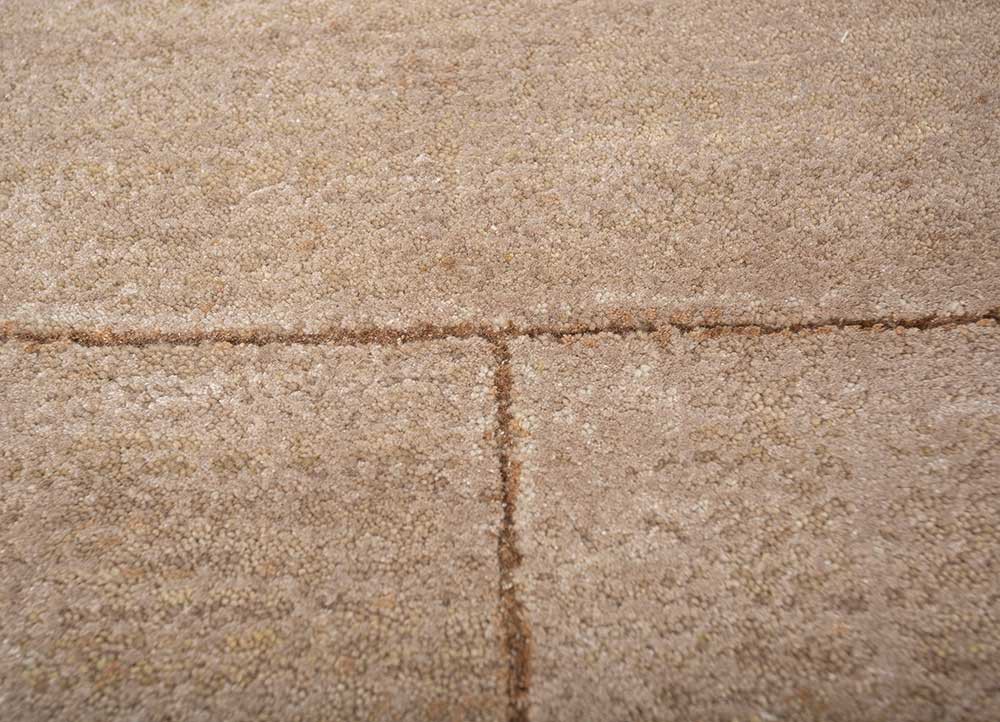 script beige and brown wool and bamboo silk hand knotted Rug - CloseUp