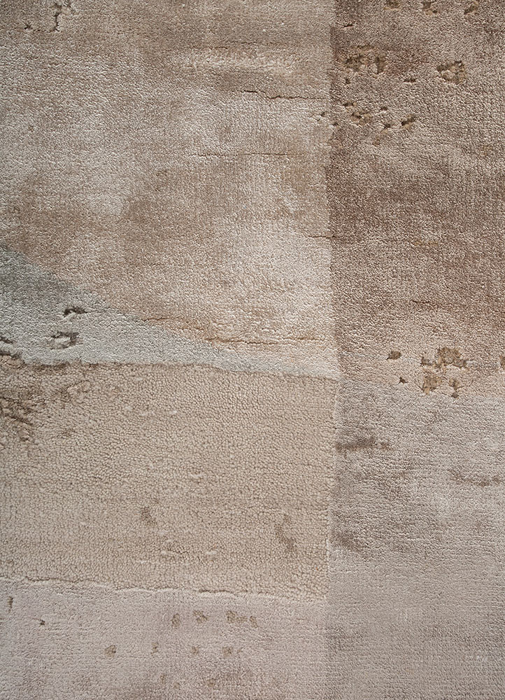 unfold by kavi ivory wool and bamboo silk hand knotted Rug - CloseUp