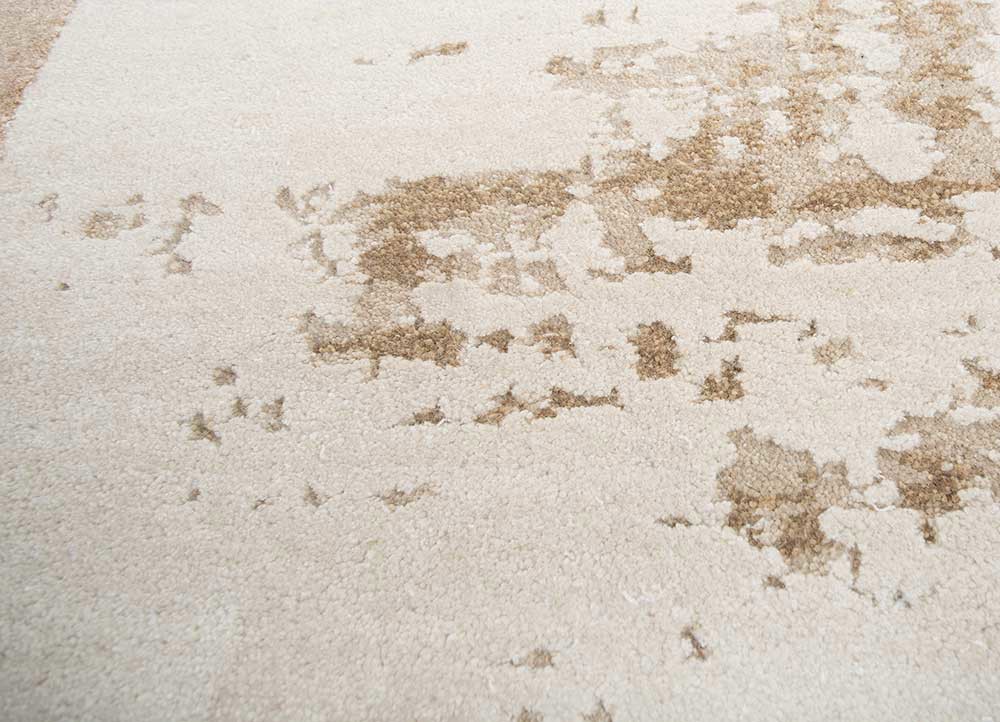 unfold by kavi ivory wool and bamboo silk hand knotted Rug - CloseUp unfold by kavi ivory wool and bamboo silk hand knotted Rug - CloseUp