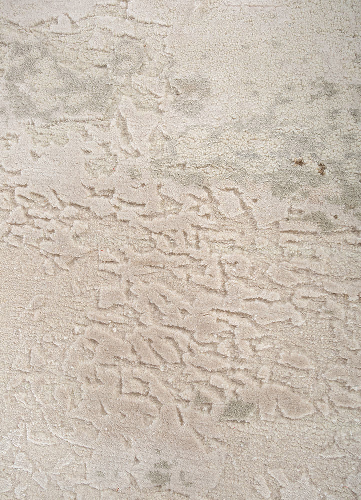 chaos theory by kavi ivory wool and bamboo silk hand knotted Rug - CloseUp chaos theory by kavi ivory wool and bamboo silk hand knotted Rug - CloseUp