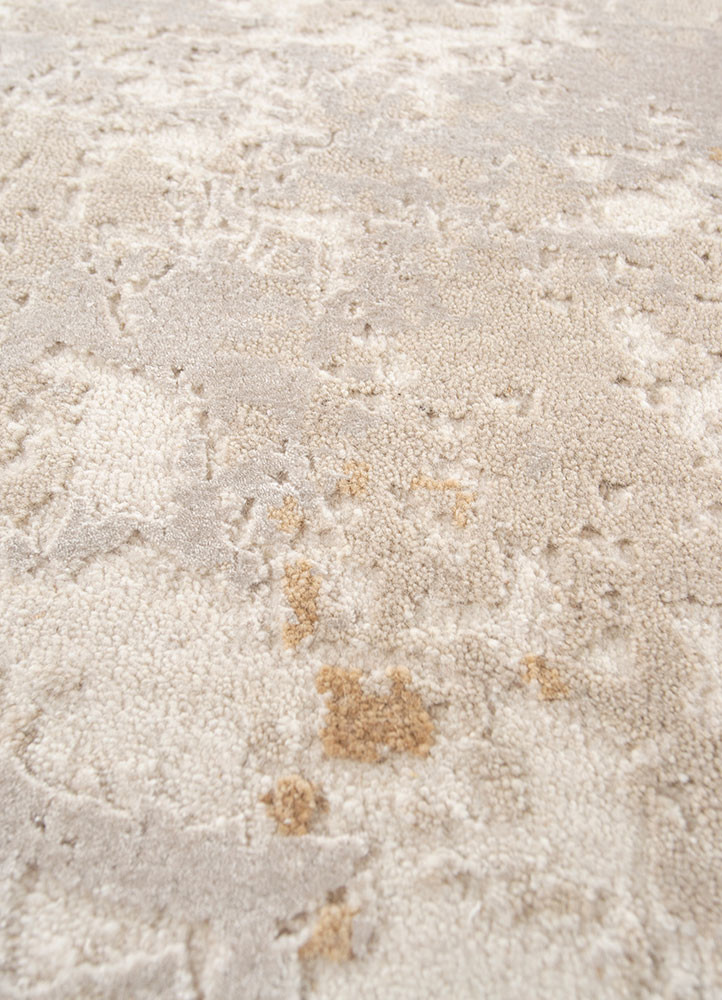 chaos theory by kavi ivory wool and bamboo silk hand knotted Rug - CloseUp