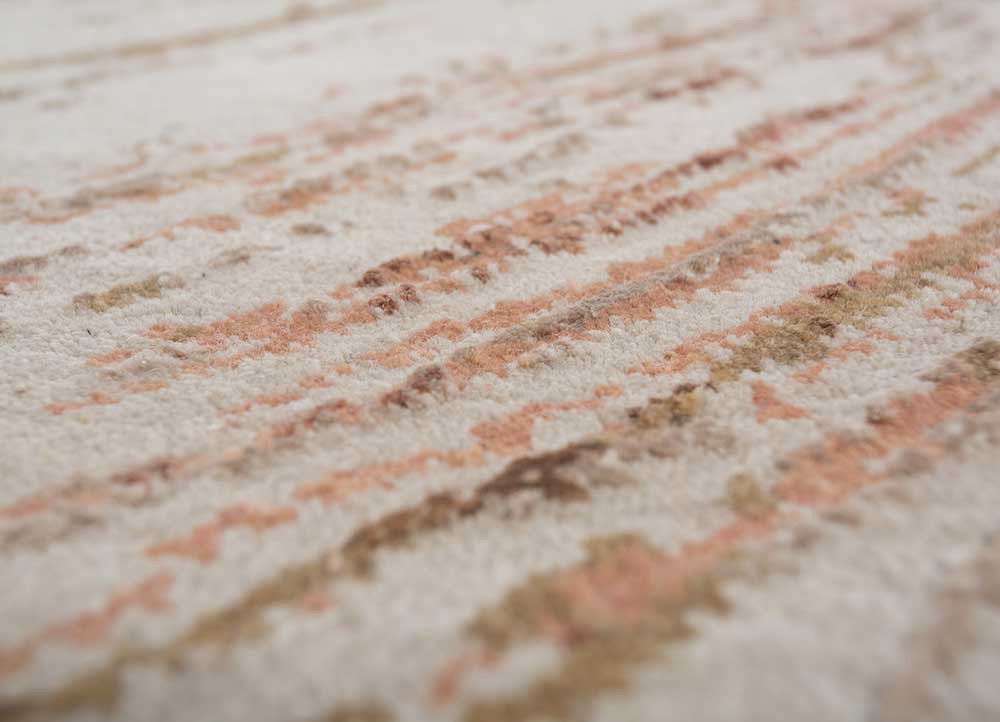 free verse by kavi ivory wool and bamboo silk hand knotted Rug - CloseUp