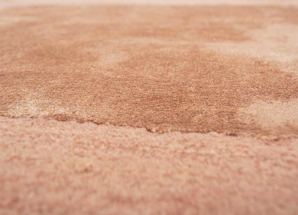 unfold by kavi red and orange wool and bamboo silk hand knotted Rug - CloseUp unfold by kavi red and orange wool and bamboo silk hand knotted Rug - CloseUp