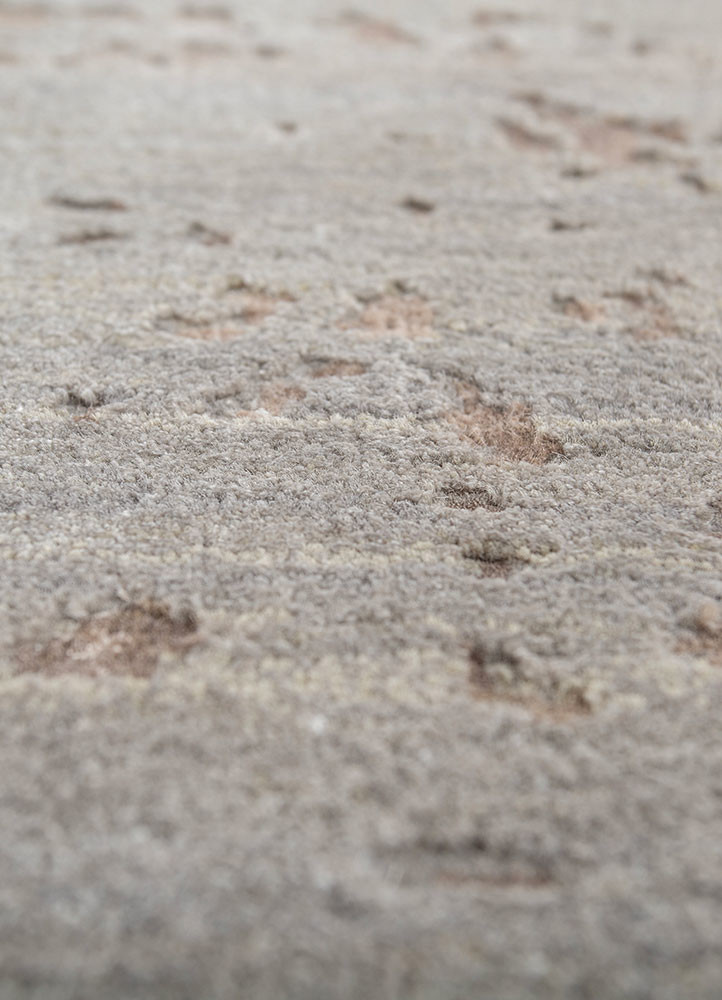 aakar by kavi grey and black wool and bamboo silk hand knotted Rug - CloseUp aakar by kavi grey and black wool and bamboo silk hand knotted Rug - CloseUp