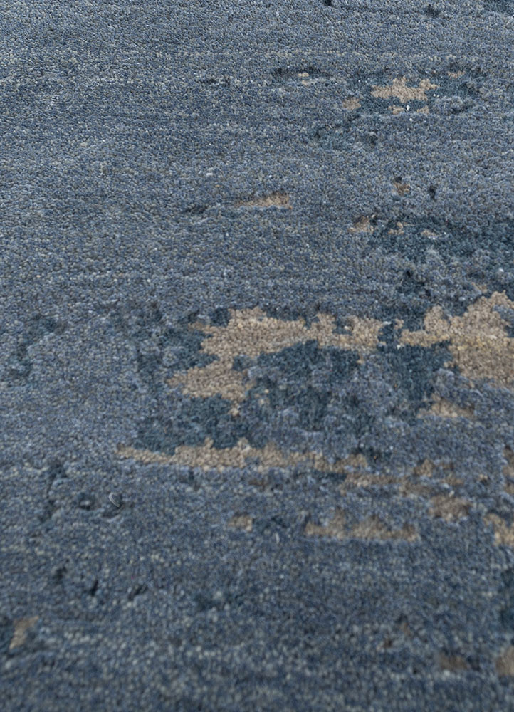 aakar by kavi blue wool and bamboo silk hand knotted Rug - CloseUp aakar by kavi blue wool and bamboo silk hand knotted Rug - CloseUp