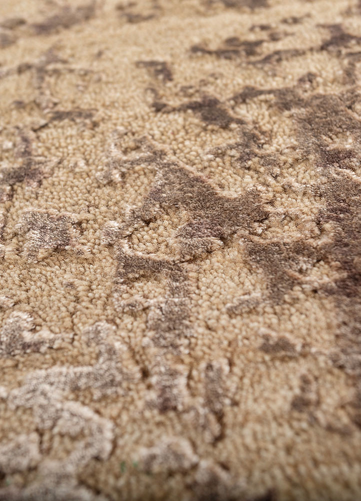 aprezo beige and brown wool and bamboo silk hand knotted Rug - CloseUp aprezo beige and brown wool and bamboo silk hand knotted Rug - CloseUp