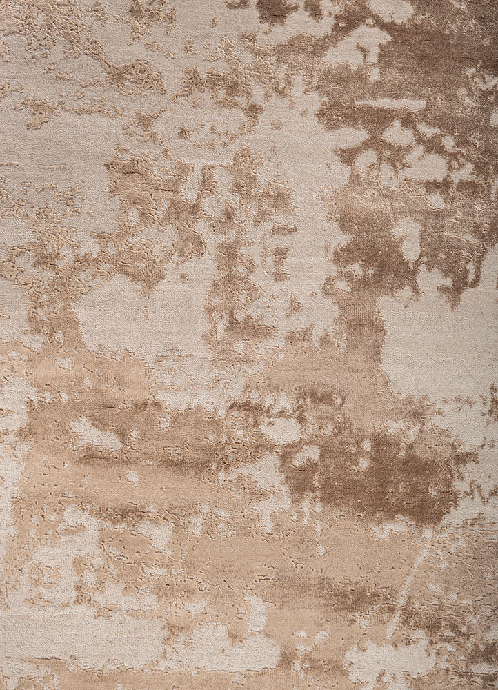 project error by kavi ivory wool and bamboo silk hand knotted Rug - CloseUp project error by kavi ivory wool and bamboo silk hand knotted Rug - CloseUp