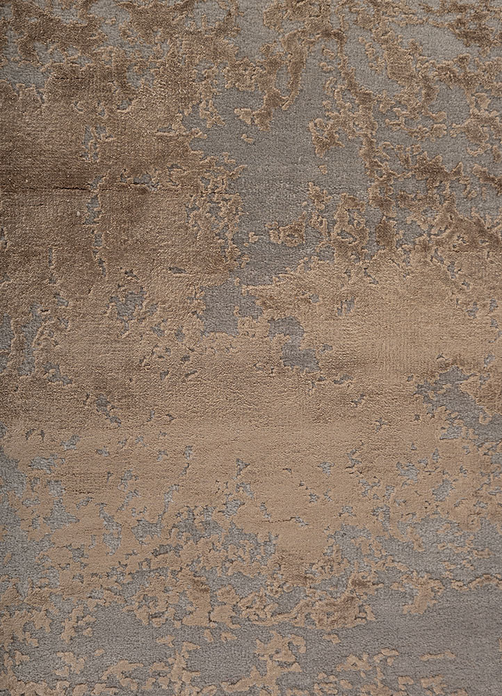 project error by kavi grey and black wool and bamboo silk hand knotted Rug - CloseUp