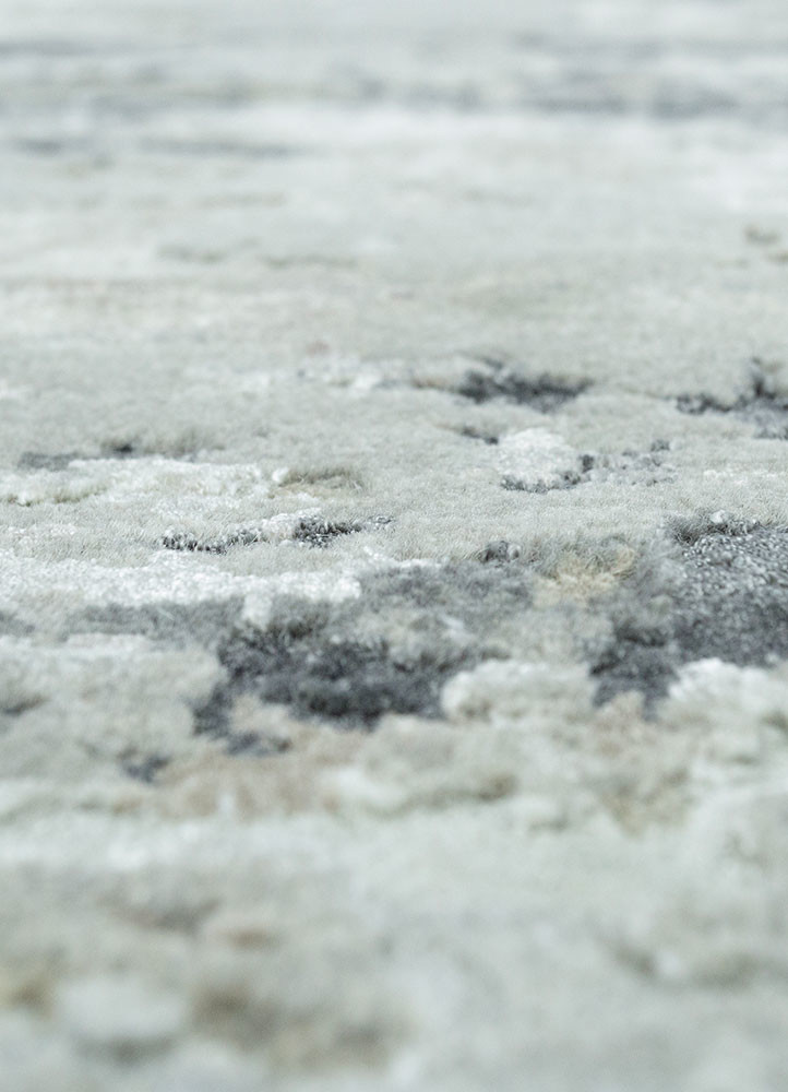 project error by kavi grey and black wool and bamboo silk hand knotted Rug - CloseUp project error by kavi grey and black wool and bamboo silk hand knotted Rug - CloseUp
