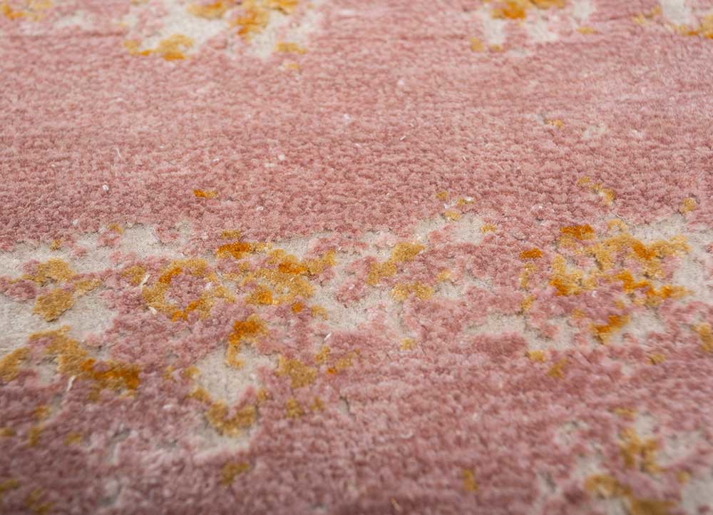 hidden by kavi ivory wool and bamboo silk hand knotted Rug - CloseUp