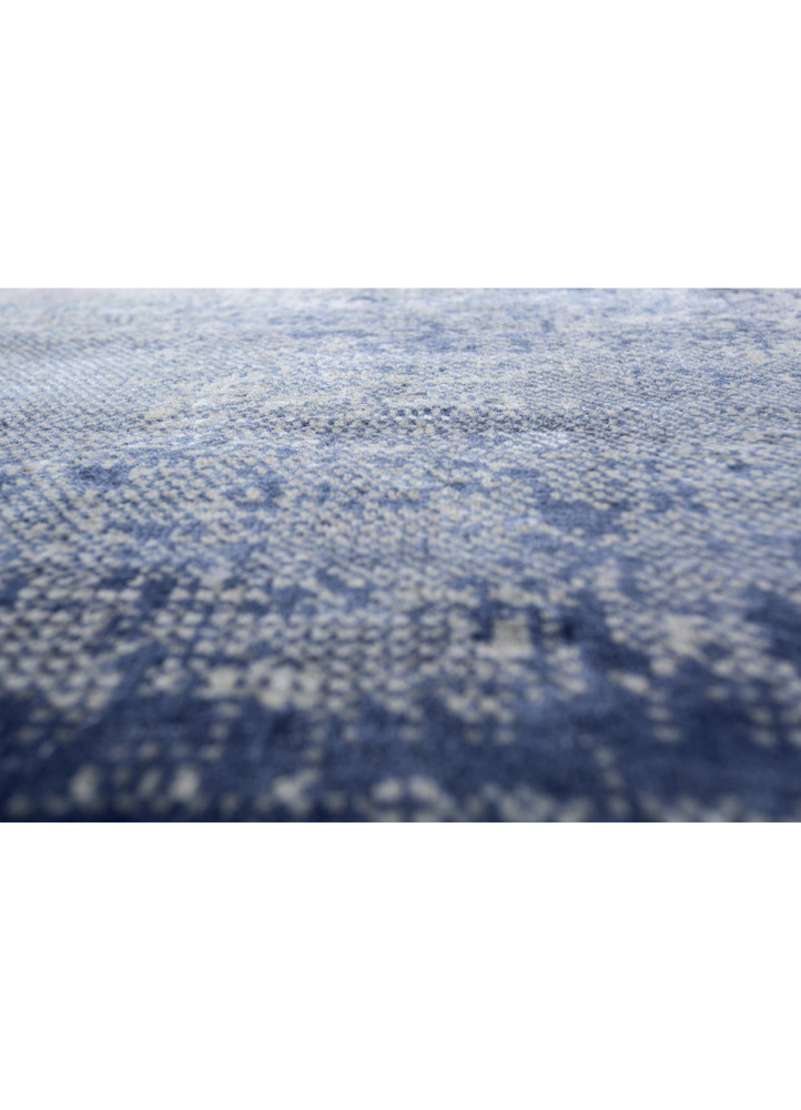 afterglow by kavi ivory wool and bamboo silk hand knotted Rug - CloseUp