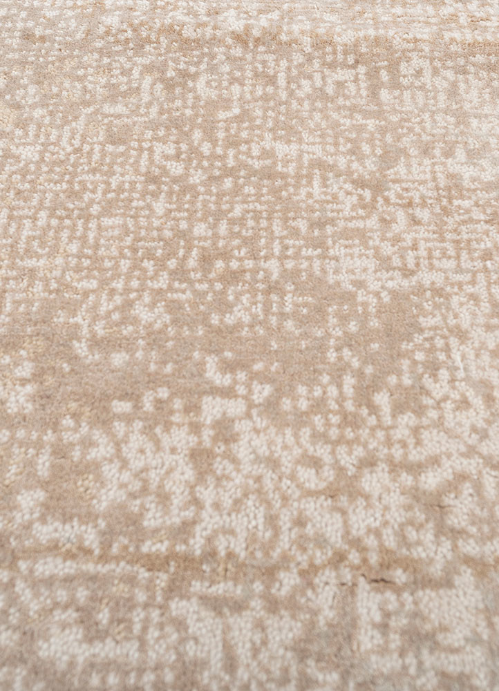 afterglow by kavi ivory wool and bamboo silk hand knotted Rug - CloseUp