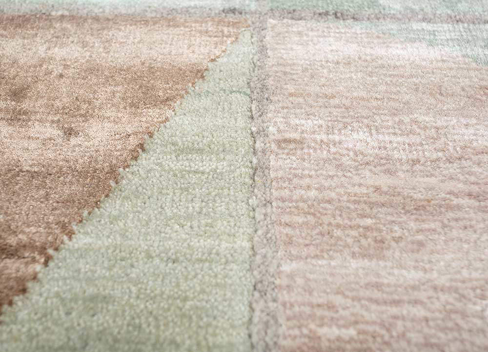 aakar by kavi green wool and bamboo silk hand knotted Rug - CloseUp