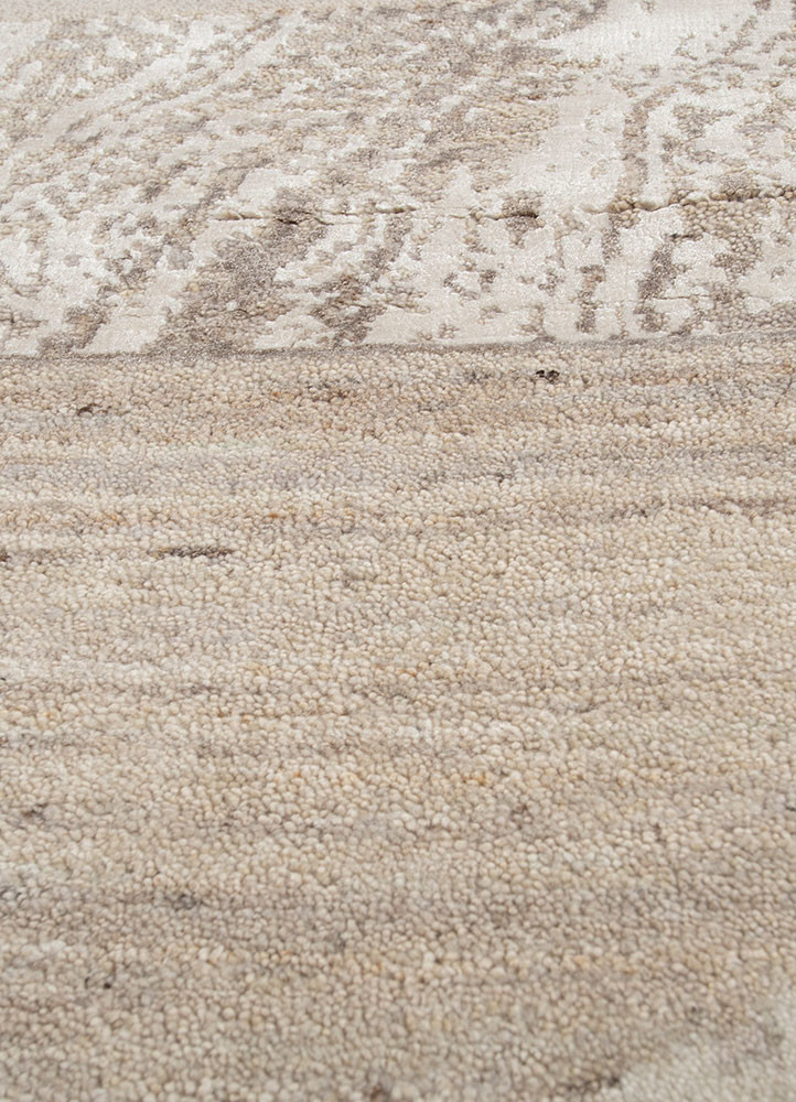 aakar by kavi ivory wool and bamboo silk hand knotted Rug - CloseUp