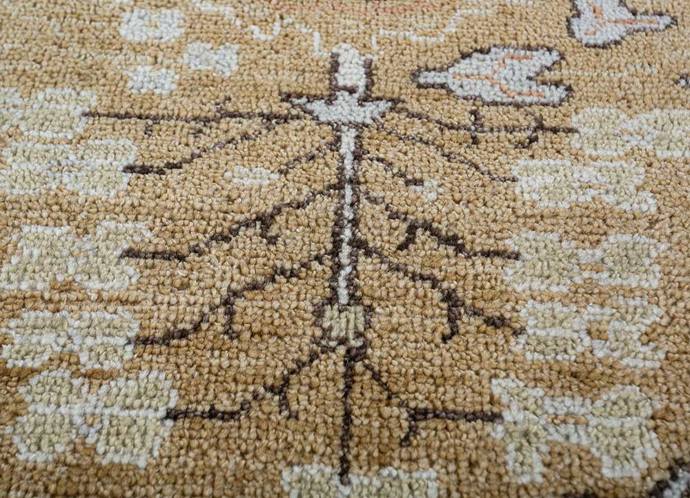 erbe beige and brown wool hand knotted Rug - CloseUp