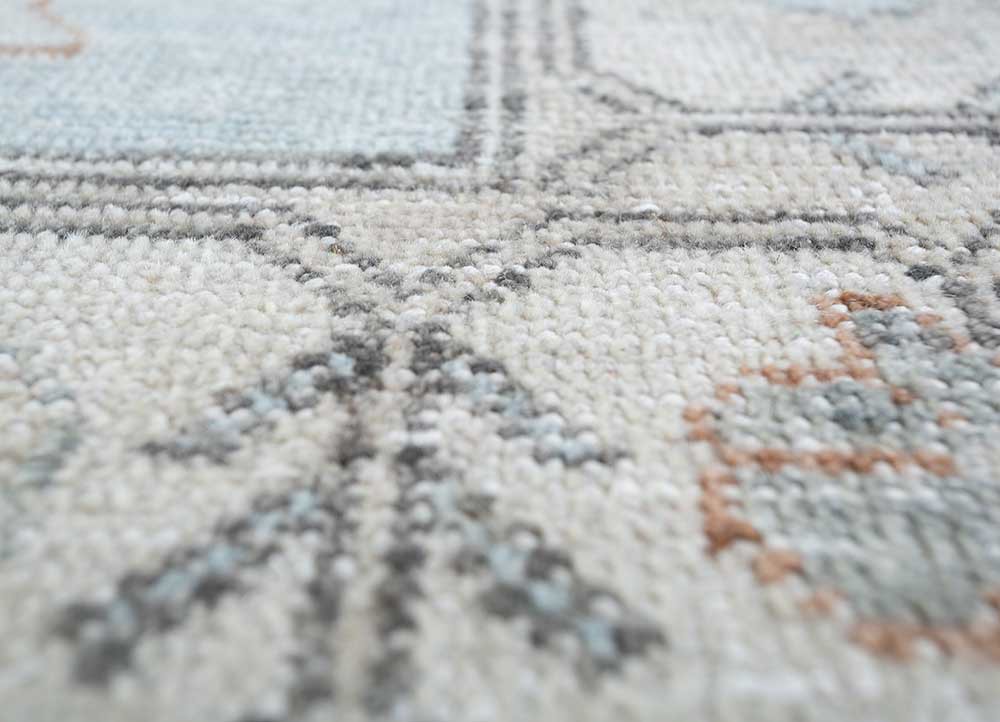 erbe ivory wool hand knotted Rug - CloseUp