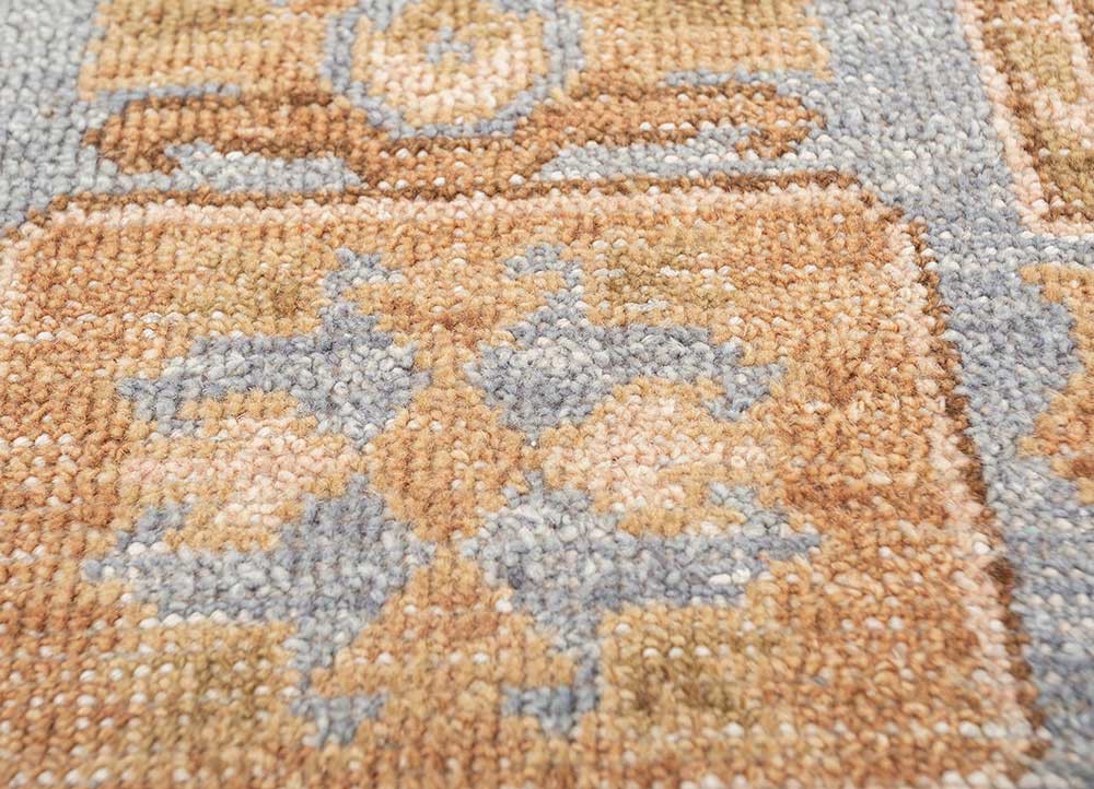 erbe beige and brown wool hand knotted Rug - CloseUp