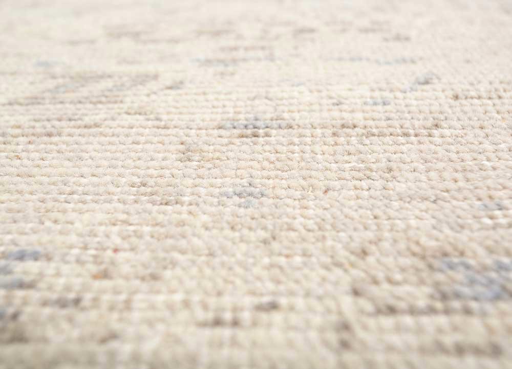 erbe ivory wool hand knotted Rug - CloseUp
