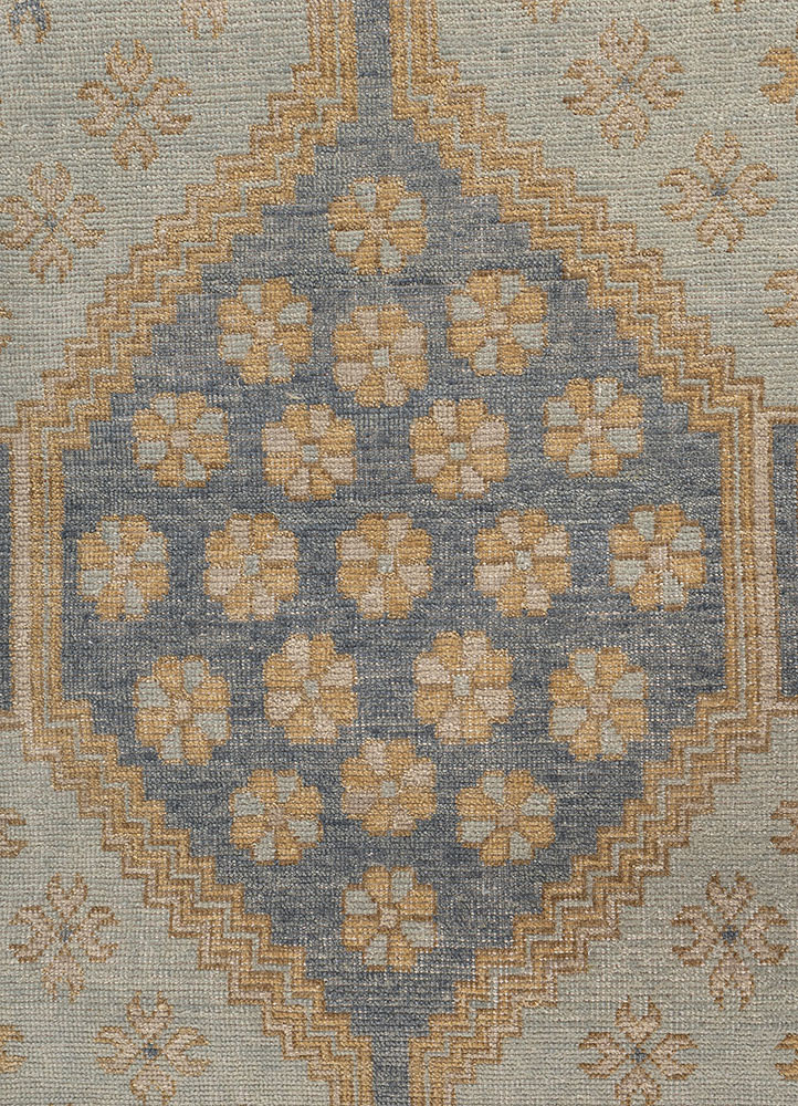 erbe blue wool hand knotted Rug - CloseUp